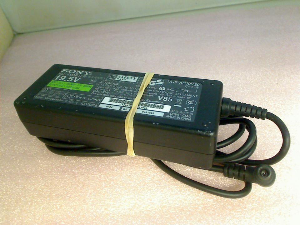 Power Supply Adapter 19.5V 3.9A VGP-AC19V20 Original Sony