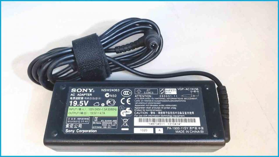 Power Supply Adapter 19.5V 4.7A PA-1900-11SY Sony Vaio PCG-8113M