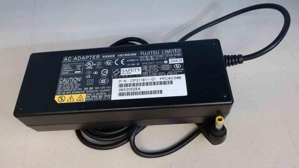 Power Supply Adapter 19V 5.27A 100-240V 50-60Hz Fujitsu Siemens SED110P2-19.0