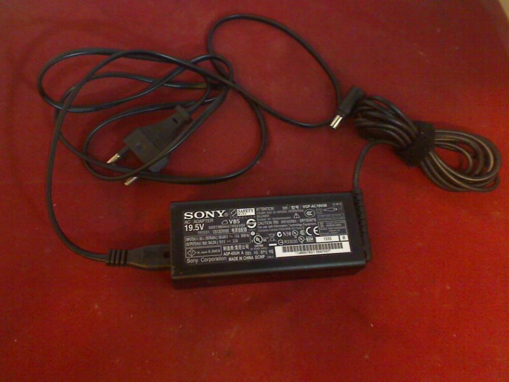 Power Supply Adapter Original VGP-AC19V48 19.5V 3.3A Sony Vaio SVE171G12M