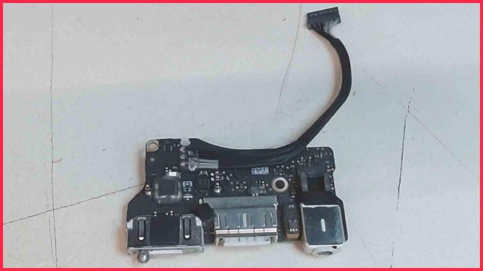 Power mains socket cable USB Audio Apple MacBook Air A1466