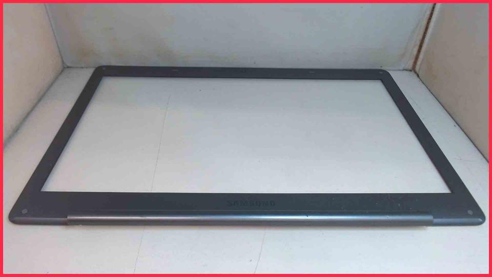 TFT LCD Display Housing Frame Cover Aperture Samsung 530U NP530U4E