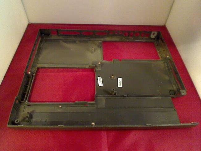 Cases Bottom Subshell Lower part Maxdata M-book 1000T