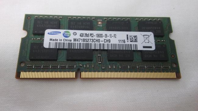 1x RAM Memory 4GB 2Rx8 Toshiba Portege R830-111